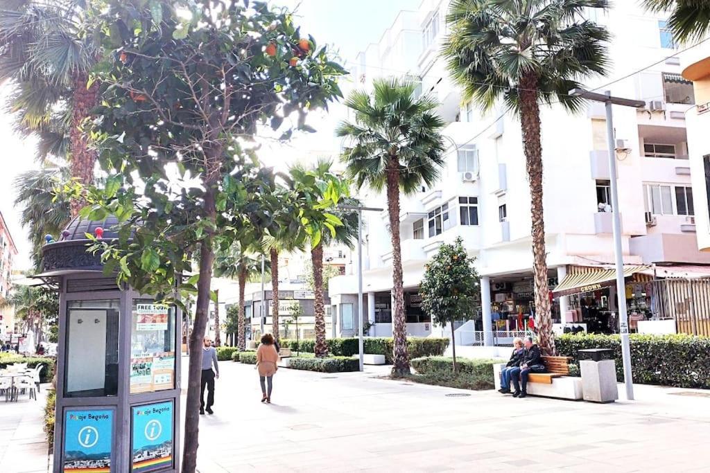 Bonito Apartamento De Dos Dormitorios En El Centro Y Calle San Miguel トレモリノス エクステリア 写真
